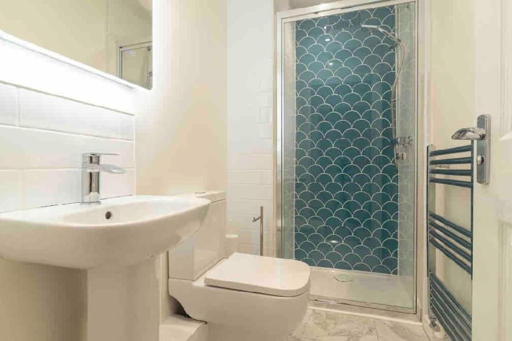 Lovely 4 Bed House Central בורנמות' מראה חיצוני תמונה